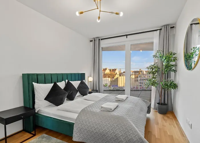 Modern Near Airport - Outdoor Space - Easy Access * فيينا