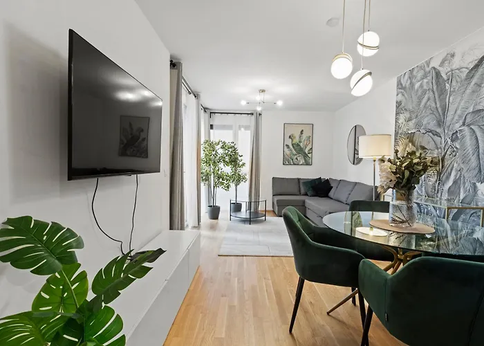 Modern Near Airport - Outdoor Space - Easy Access Διαμέρισμα Βιέννη